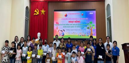 PHƯỜNG 4 TỔ CHỨC LỄ PHÁT ĐỘNG THÁNG HÀNH ĐỘNG VÌ TRẺ EM VÀ PHÁT QUÀ NHÂN NGÀY QUỐC TẾ THIẾU NHI 01/6/2025 PHƯỜNG 4 TỔ CHỨC LỄ PHÁT ĐỘNG THÁNG HÀNH ĐỘNG VÌ TRẺ EM VÀ PHÁT QUÀ NHÂN NGÀY QUỐC TẾ THIẾU NHI 01/6/2025